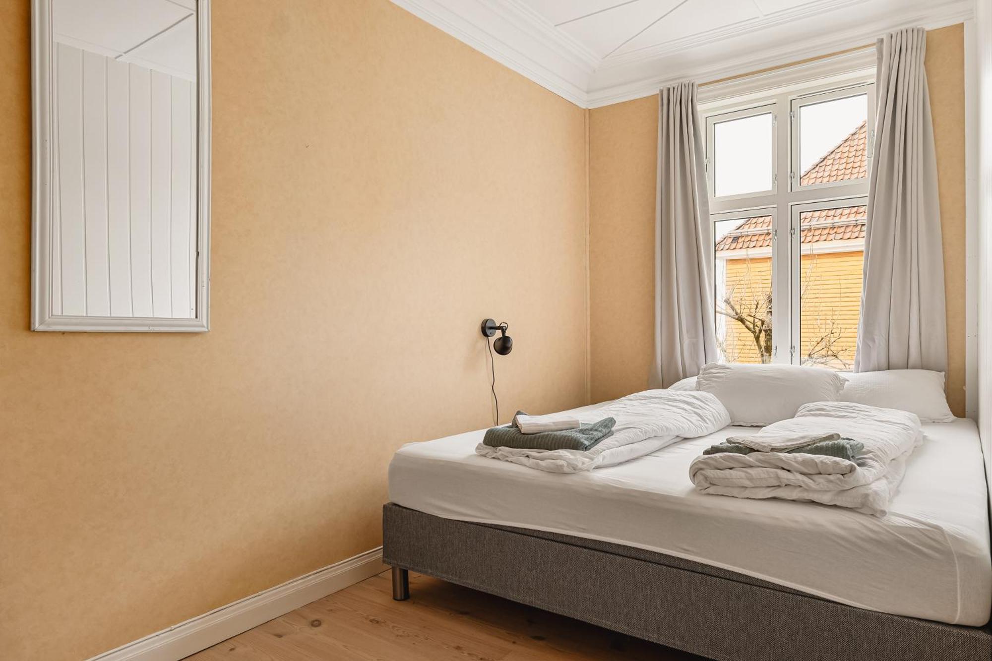 Spacious! 2024 Renovated! 4 Bedrooms! Bergen Exteriör bild