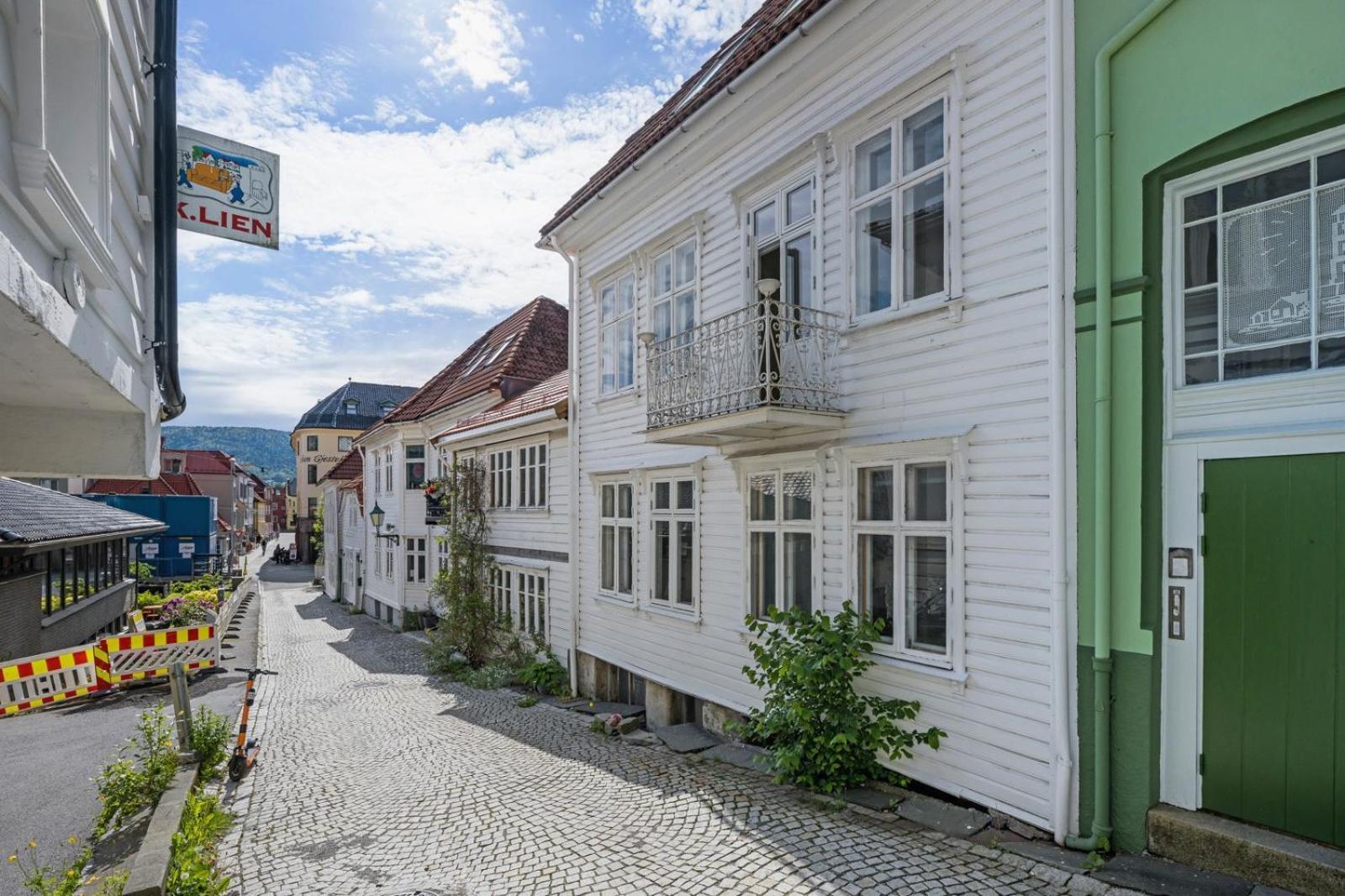 Spacious! 2024 Renovated! 4 Bedrooms! Bergen Exteriör bild